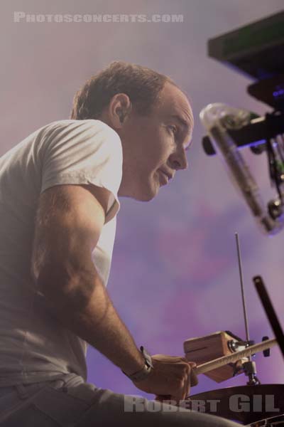 CARIBOU - 2014-11-01 - PARIS - Grande Halle de La Villette - Daniel Victor Snaith